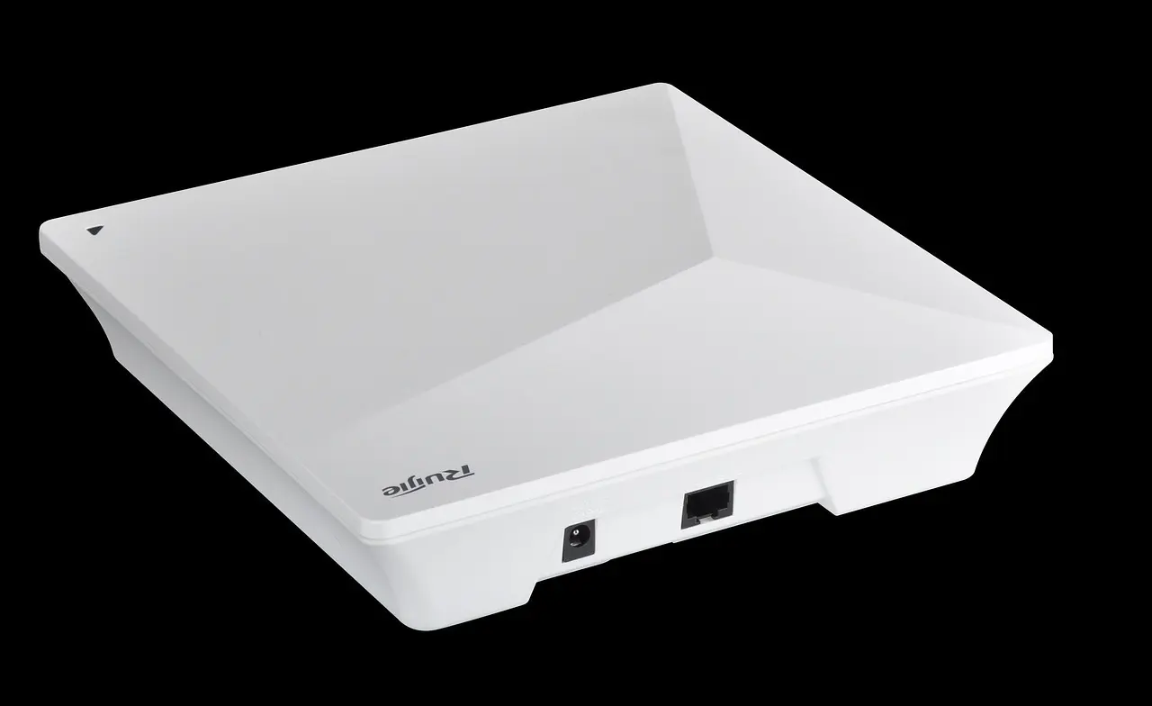 9 tips til bedre Wi‑Fi i teknikskabet