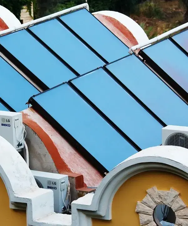 Hvad er en solfanger? Fra sol til varme   sådan sparer du på energiregningen