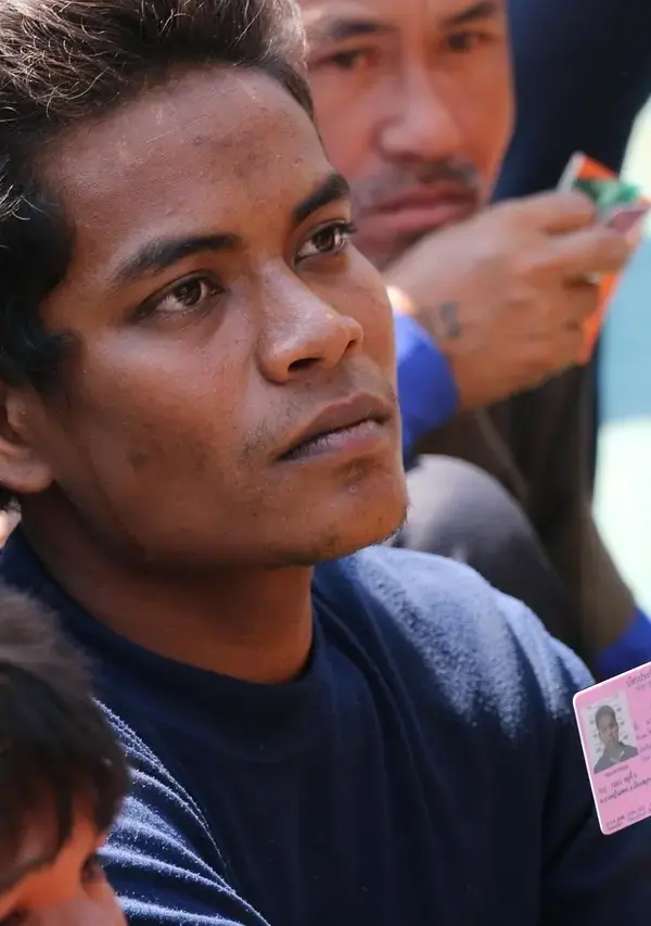 Hvem ringer fra 47181818?