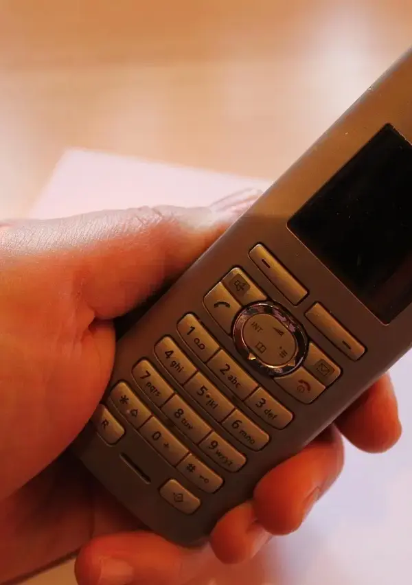 Hvorfor ringer 53 25 52 72?