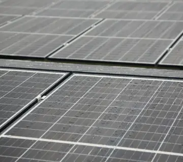 Sådan dimensionerer du DC kabler til solcellestrenge