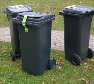 Sådan gør du: Skjul dine skraldespande med en vedligeholdelsesfri skraldespandsskjuler i komposit